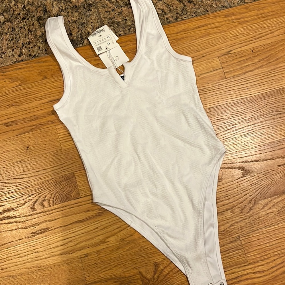 Zara white bodysuit size medium
